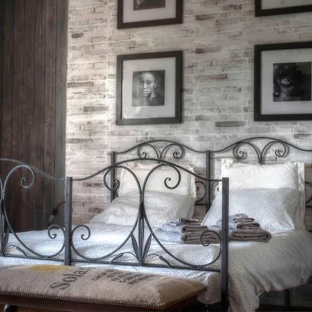 Βίλα Sarkeep Luogosano