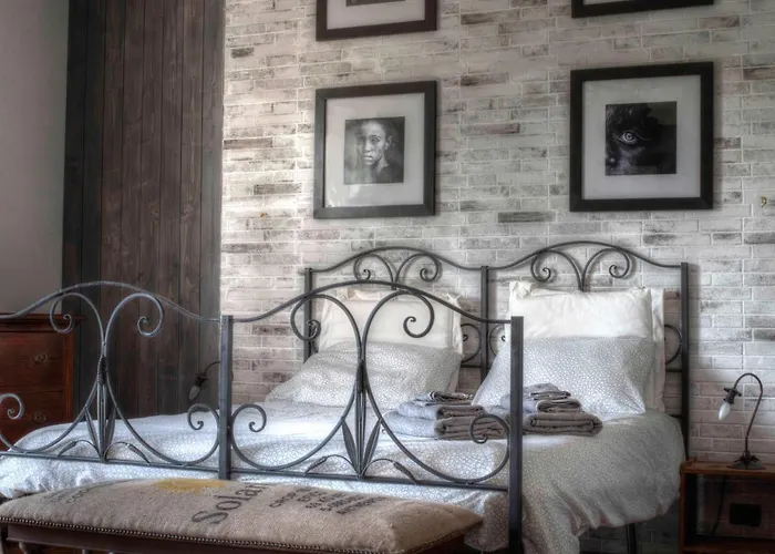 וילה Sarkeep Luogosano